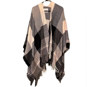 Slightly flawed Shawl